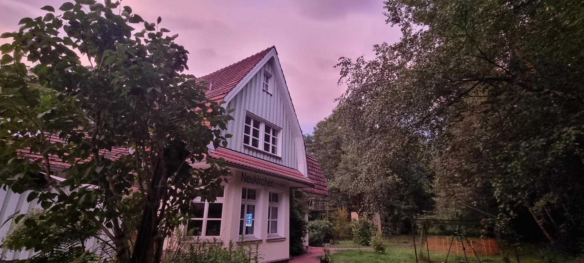 5 Sterne Bahnhoftraum, Appartement "Waldliebe" 133Qm, Grosse Terrasse 70Qm, Qr Code Scannen Fuer Virtuellen Rundgang, Premium Ausstattung Braunfels Exterior photo